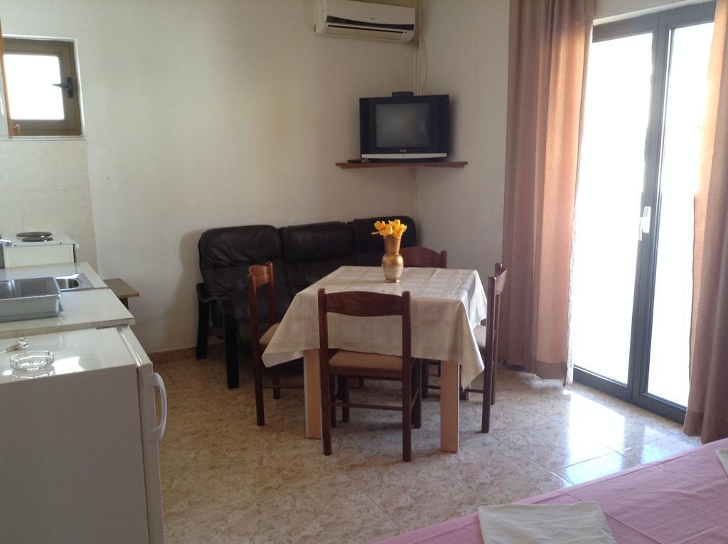 Kuca Tomovic Hotel Budva Exterior photo
